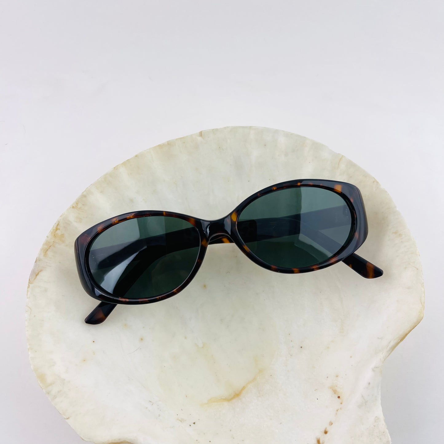 Zoe Sunglasses - Tortoise