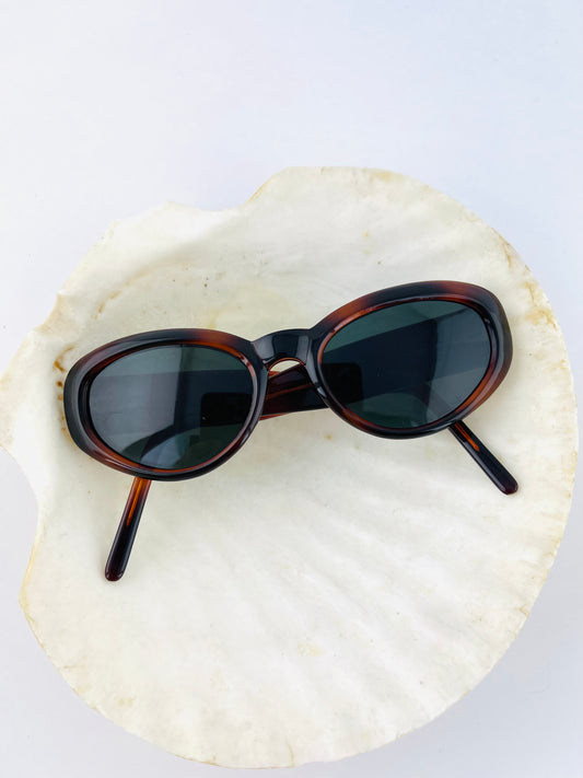 Vintage Oversized Oval Sunglasses 